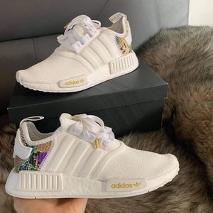 Adidas NMD R1 white Scarlet snake print
